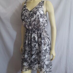 NEW Guess Floral Dress SZ S